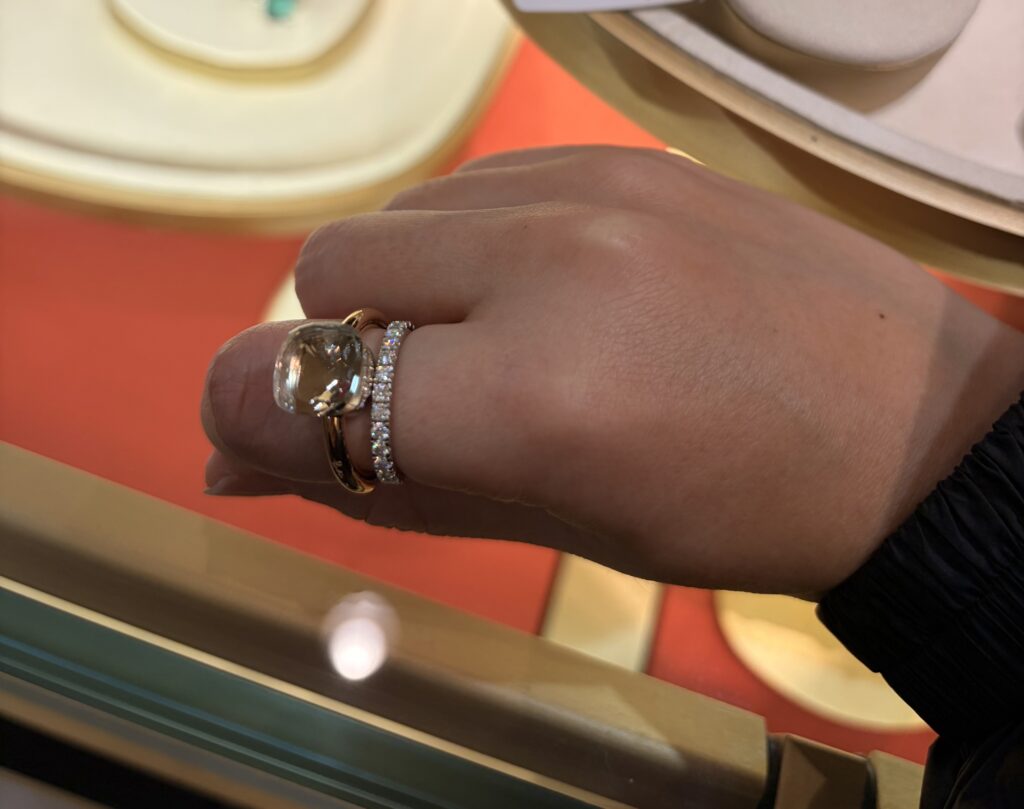 ポメラート ヌード プラシオライト 試着